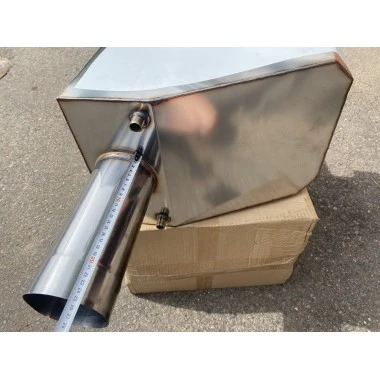   	 Бак со смещенной трубой 70